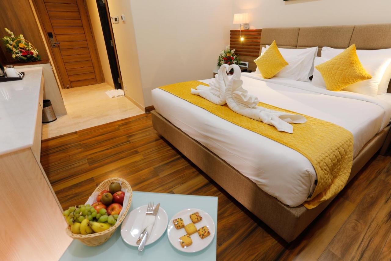 Dolphin Grand 4* Varanasi