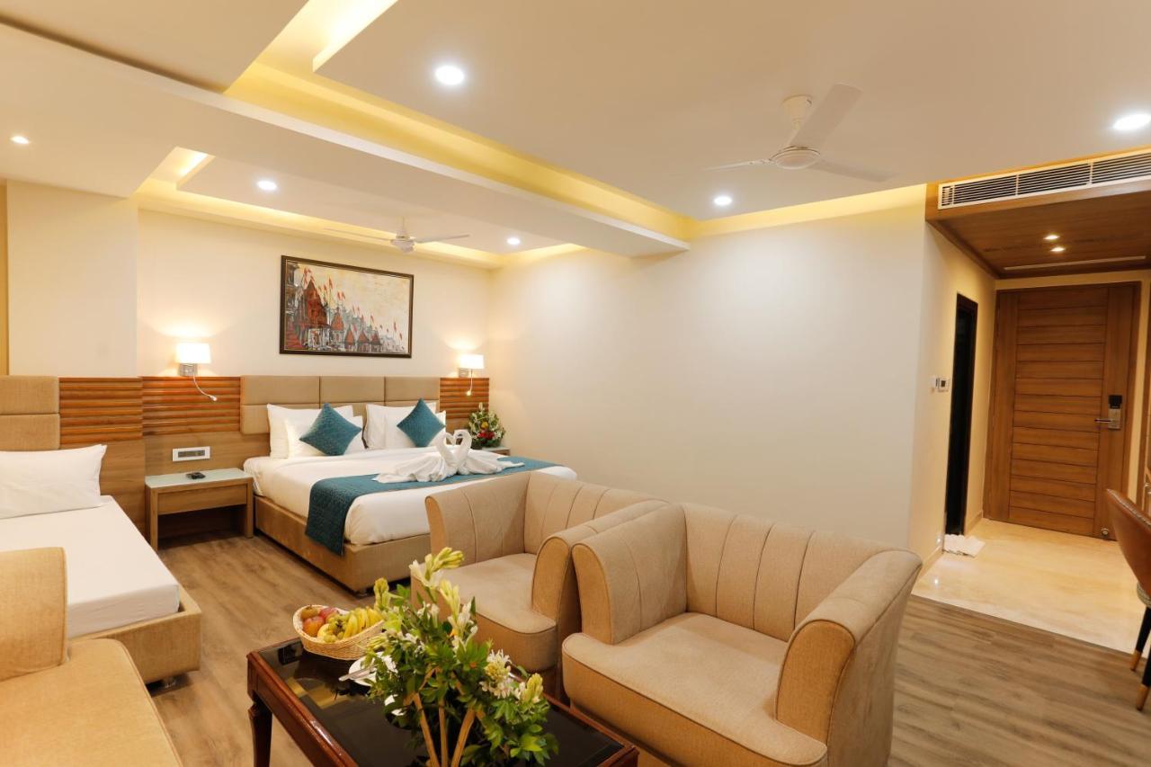 Hotel Dolphin Grand